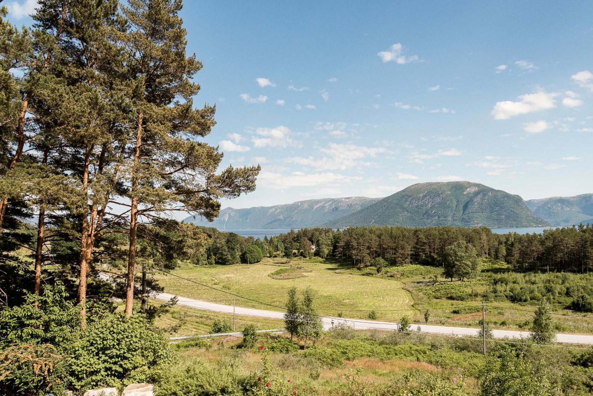 Bosdalhuset Villa Lavik  Eksteriør billede