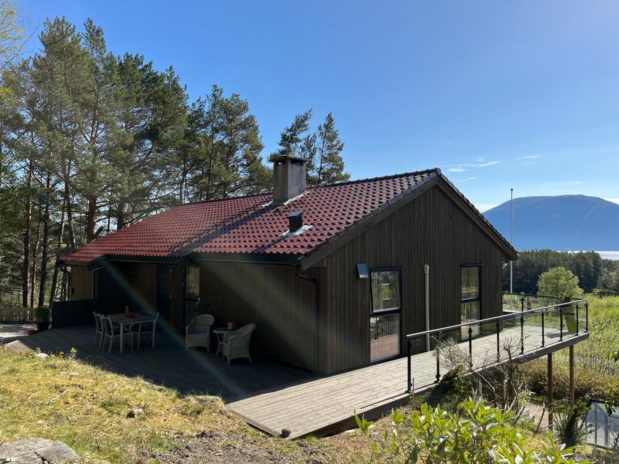 Bosdalhuset Villa Lavik  Eksteriør billede
